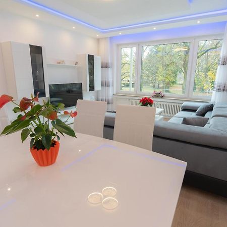 Mega Lux Apartment Esslingen am Neckar Extérieur photo